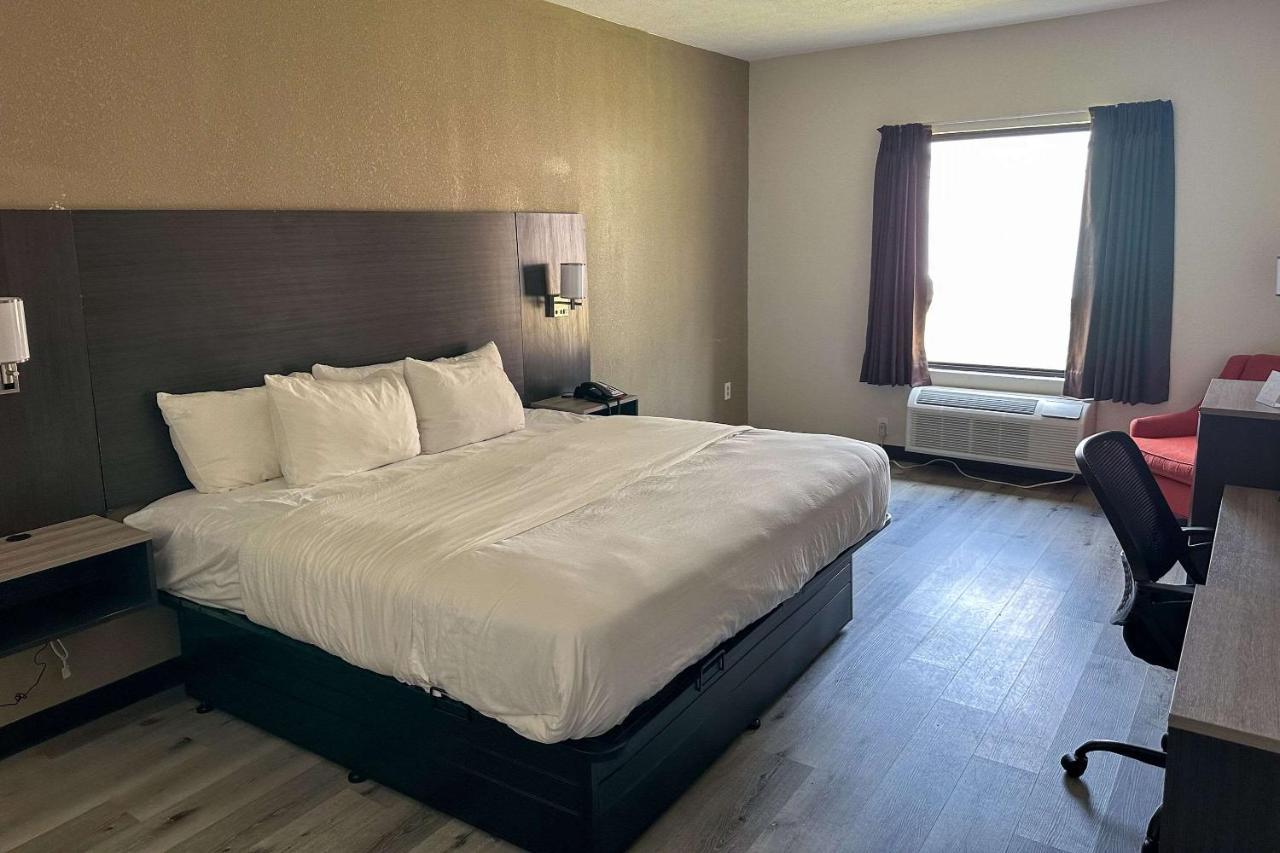 Quality Inn Hazlehurst Экстерьер фото